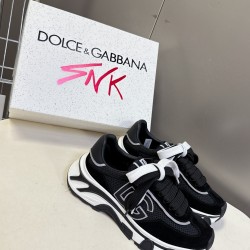 DG Casual Shoes Best Quality
Women 35-41
