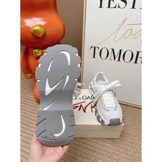 DG Casual Shoes Best Quality
Women 35-41

