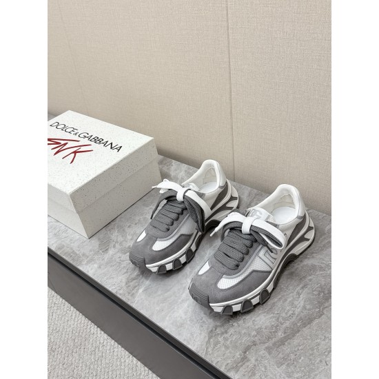 DG Casual Shoes Best Quality
Women 35-41
