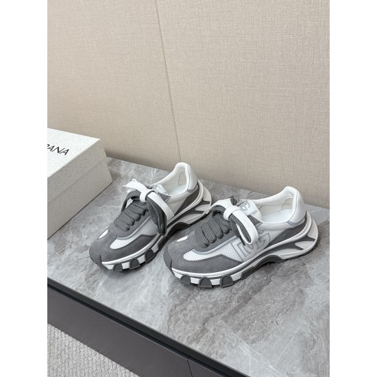 DG Casual Shoes Best Quality
Women 35-41
