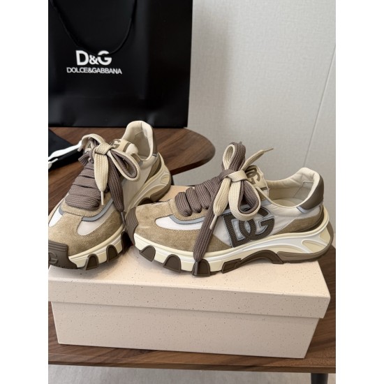 DG Casual Shoes Best Quality
Women 35-41

