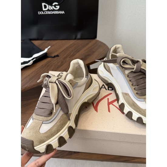 DG Casual Shoes Best Quality
Women 35-41
