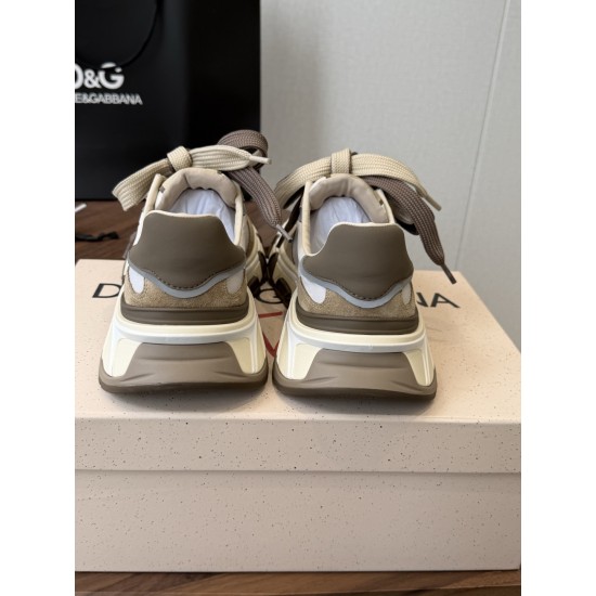 DG Casual Shoes Best Quality
Women 35-41
