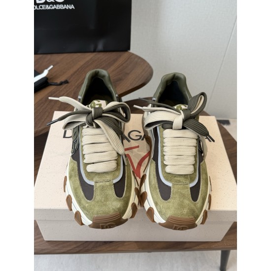 DG Casual Shoes Best Quality
Women 35-41
