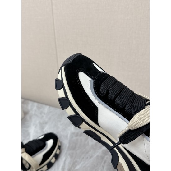 DG Casual Shoes Best Quality
Women 35-41
