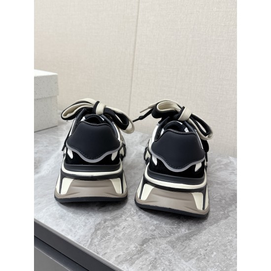 DG Casual Shoes Best Quality
Women 35-41
