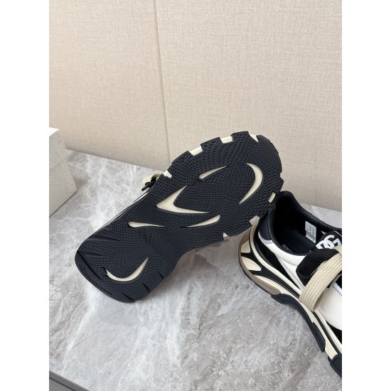 DG Casual Shoes Best Quality
Women 35-41
