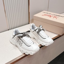 DG Casual Shoes Best Quality
Women 35-41
