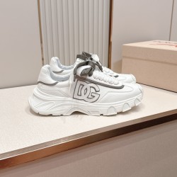 DG Casual Shoes Best Quality
Women 35-41
