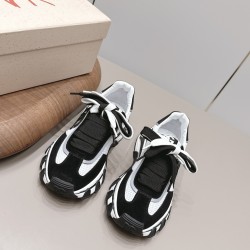 DG Casual Shoes Best Quality
Women 35-41
