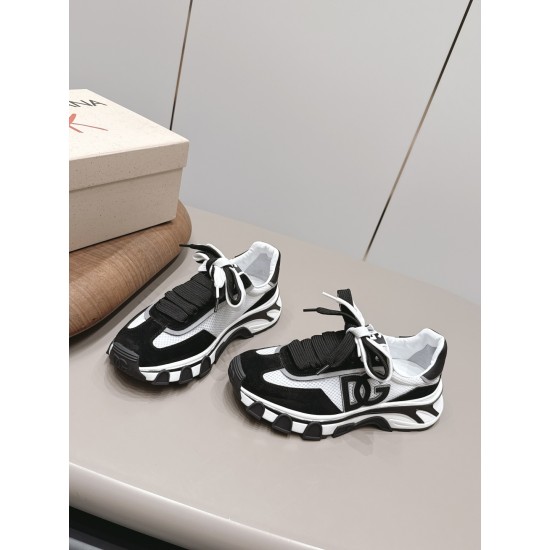 DG Casual Shoes Best Quality
Women 35-41
