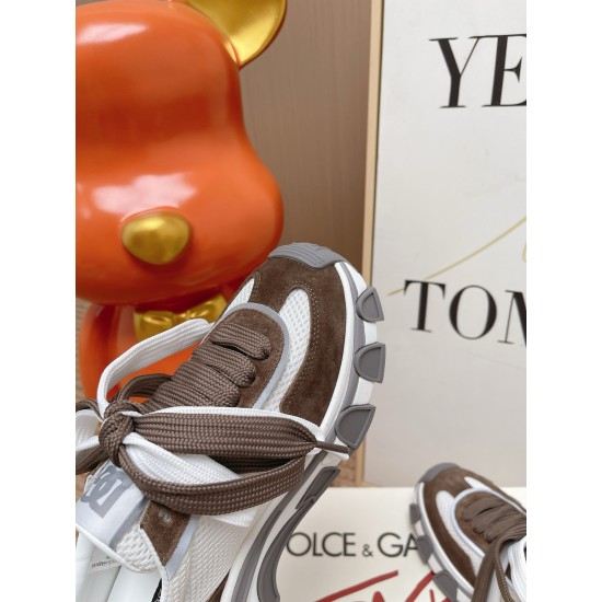 DG Casual Shoes Best Quality
Women 35-41
