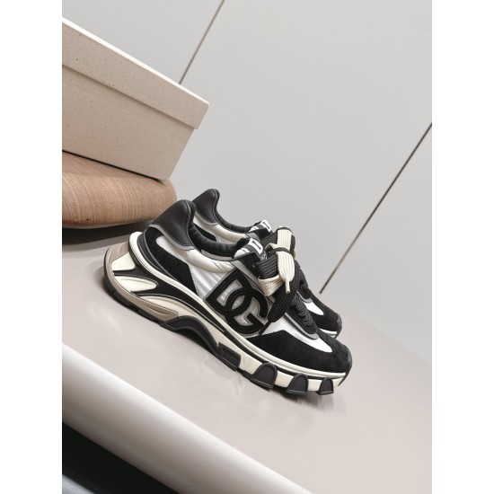 DG Casual Shoes Best Quality
Women 35-41
