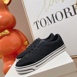 DG Casual Shoes Best Quality
Women 35-41
