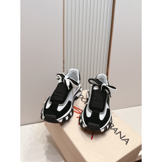DG Casual Shoes Best Quality
Women 35-41
