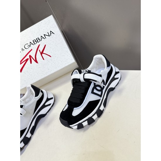 DG Casual Shoes Best Quality
Women 35-41
