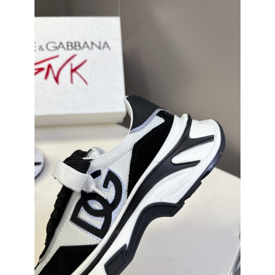 DG Casual Shoes Best Quality
Women 35-41
