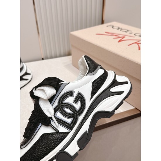 DG Casual Shoes Best Quality
Women 35-41
