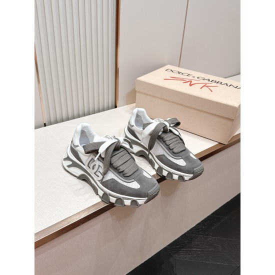 DG Casual Shoes Best Quality
Women 35-41
