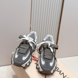 DG Casual Shoes Best Quality
Women 35-41
