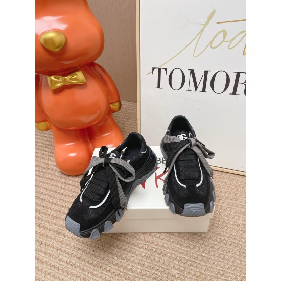 DG Casual Shoes Best Quality
Women 35-41
