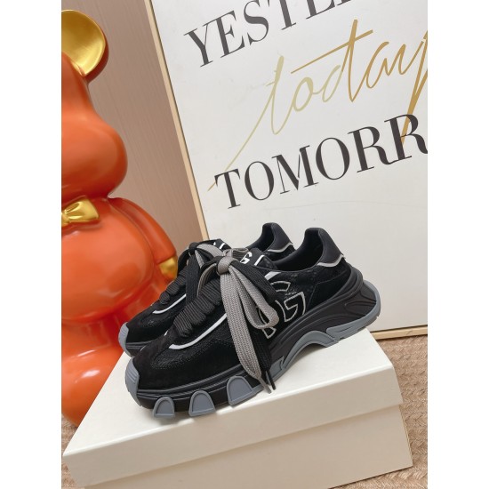 DG Casual Shoes Best Quality
Women 35-41

