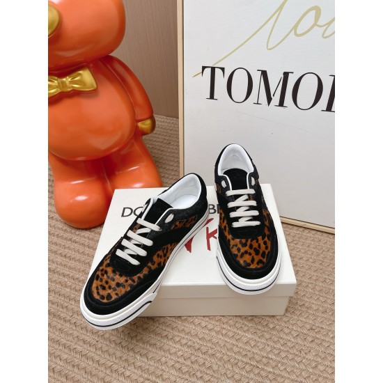 DG Casual Shoes Best Quality
Women 35-41
