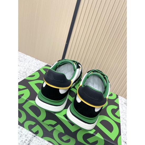 DG Casual Shoes Best Quality
Women 35-41
