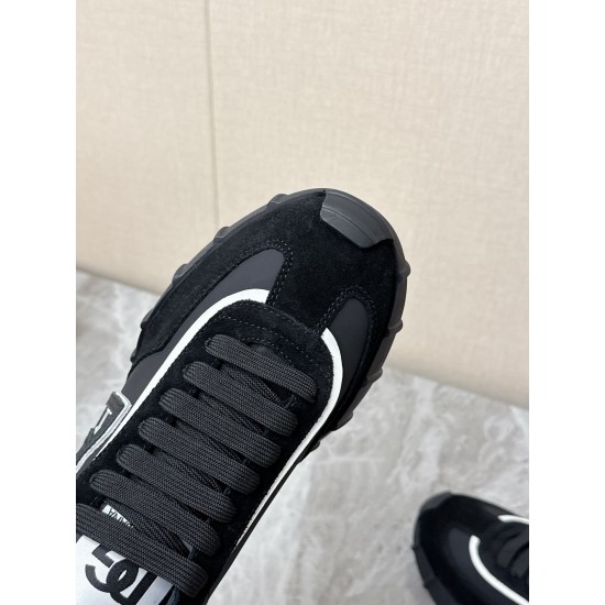DG Casual Shoes Best Quality
Women 35-41
