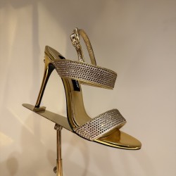 DG High Heel Shoes Best Quality
Women 35-41
