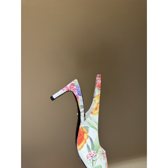 DG High Heel Shoes Best Quality
Women 35-41
