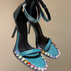 DG High Heel Shoes Best Quality
Women 35-41
