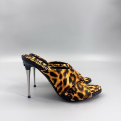 DG High Heel Shoes Best Quality
Women 35-41
