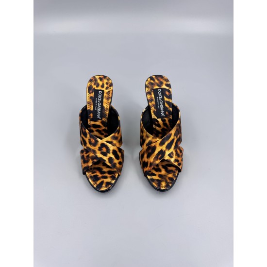 DG High Heel Shoes Best Quality
Women 35-41
