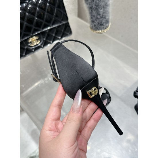 DG High Heel Shoes Best Quality
Women 35-41
