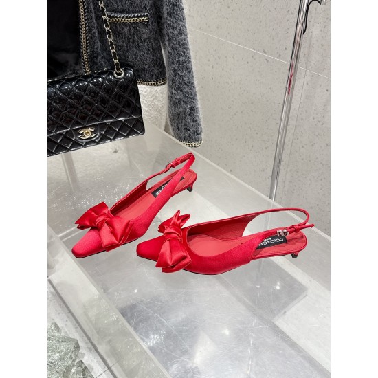 DG High Heel Shoes Best Quality
Women 35-41
