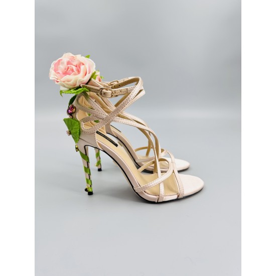 DG High Heel Shoes Best Quality
Women 35-41
