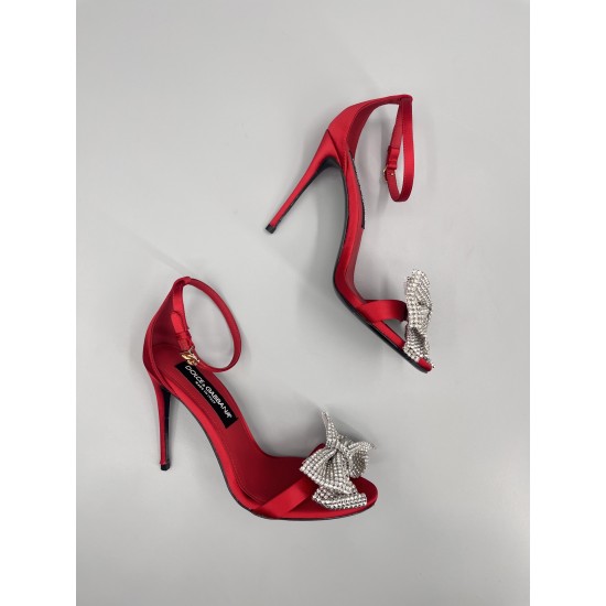 DG High Heel Shoes Best Quality
Women 35-41

