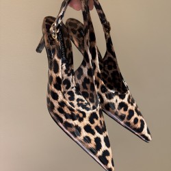 DG High Heel Shoes Best Quality
Women 35-41
