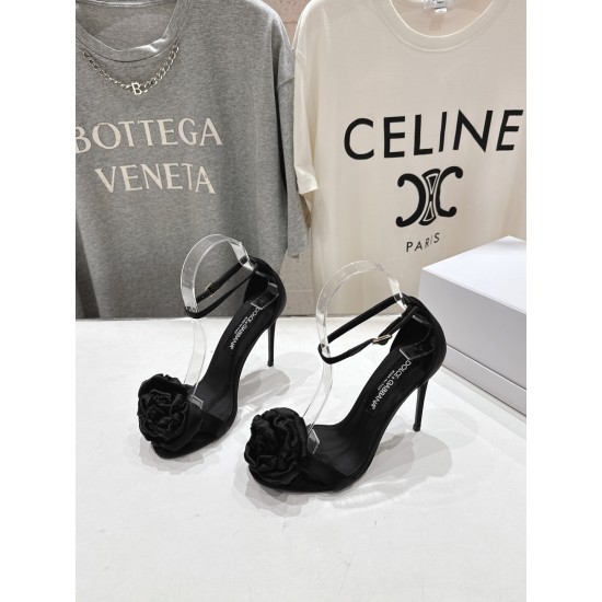 DG High Heel Shoes Best Quality
Women 35-41
