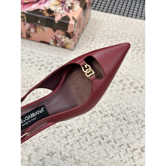 DG High Heel Shoes Best Quality
Women 35-41
