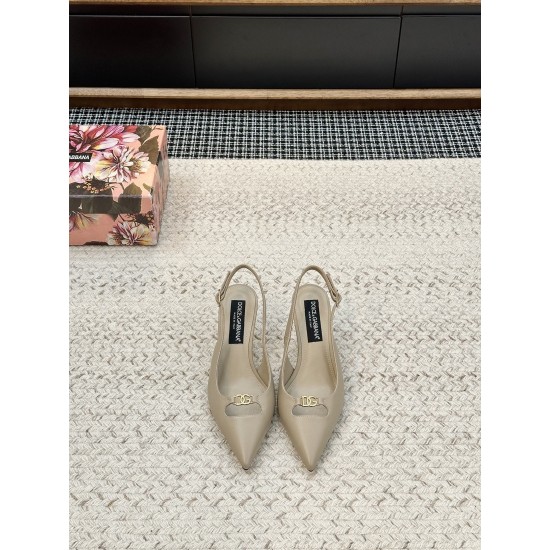 DG High Heel Shoes Best Quality
Women 35-41

