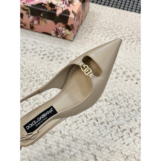 DG High Heel Shoes Best Quality
Women 35-41
