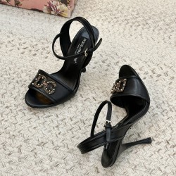 DG High Heel Shoes Best Quality
Women 35-41
