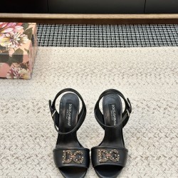DG High Heel Shoes Best Quality
Women 35-41
