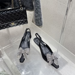 DG High Heel Shoes Best Quality
Women 35-41

