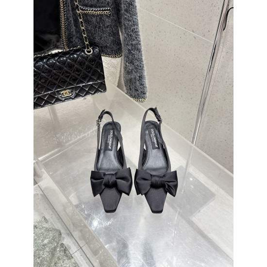DG High Heel Shoes Best Quality
Women 35-41
