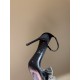 DG High Heel Shoes Best Quality
Women 35-41
