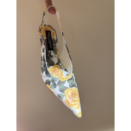 DG High Heel Shoes Best Quality
Women 35-41
