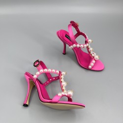 DG High Heel Shoes Best Quality
Women 35-41
